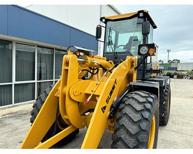 Summit - 946 11T Wheel Loader, 180HP Cummins, 4 Speed ZF