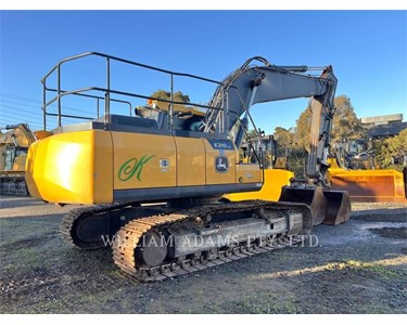 John Deere - Used Excavator | 2021 John Deere E210LC