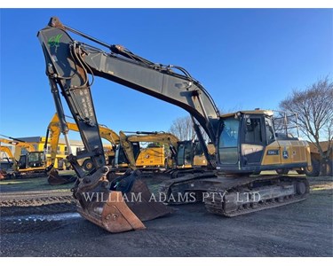 John Deere - Used Excavator | 2021 John Deere E210LC