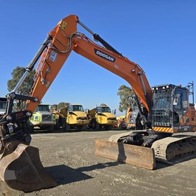 Used Excavator | 2020 Doosan DX235LCR-5