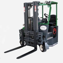 Forklift manoeuvres - controlling rear end swing