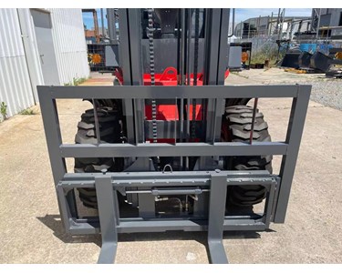 Summit - Summit ATFL20 2 Tonne 4WD Rough Terrain Forklift