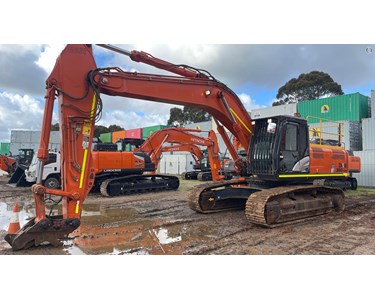Hitachi - Used Excavator | 2021 Hitachi ZX360LCH-5