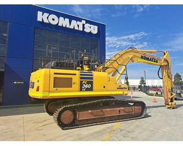 Komatsu - Used Excavator | 2022 Komatsu PC360LC-11