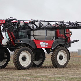 Nitro 7380 Self-Propelled Sprayer