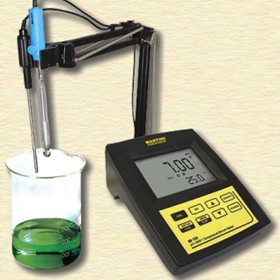 Mi150 pH - Temperature Laboratory Bench Meter  