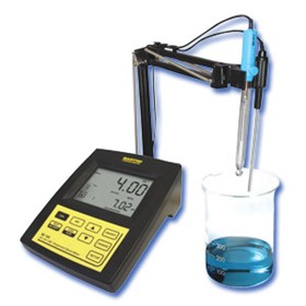 Autoranging Conductivity / TDS / NaCl / Temp Lab Bench Meter | Mi170 