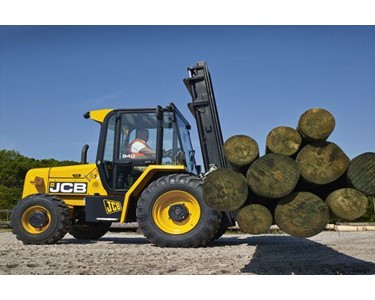 JCB - Rough Terrain Forklift - 940