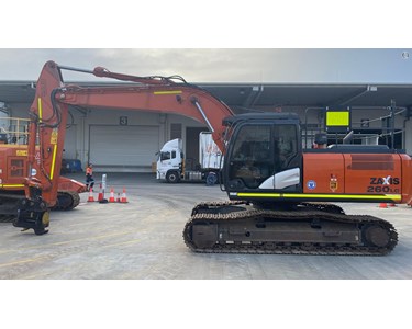 Hitachi - Used Excavator | 2023 Hitachi ZX260LC-5