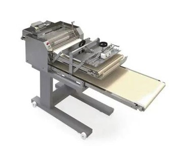 Macpan Horizontal Moulder