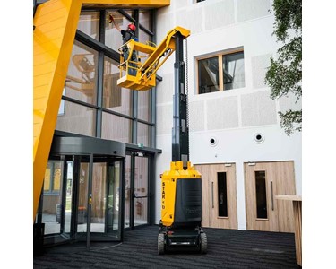 Haulotte - Vertical Mast Star 10 | 200 kg 