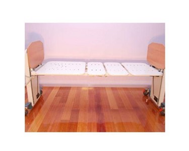 Mac-2 Floor Level bed in normal position
