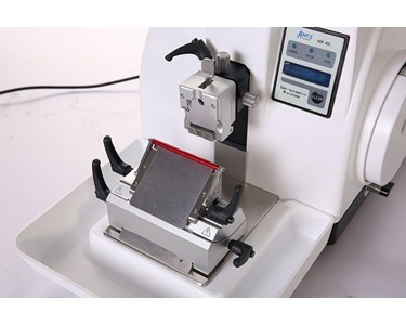 Amos Scientific - Microtome - Semi Automatic with Separate Control Panel | AEM460