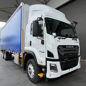 Curtainsider Truck | F Series FVL 260-300 Freightpack