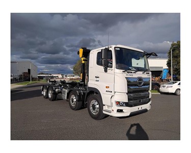 Hino - FY 3248 AMT Air Hook Lifter