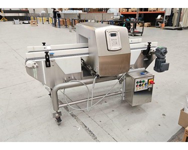 WIPOTEC - Metal Detector - CEIA + Conveyor