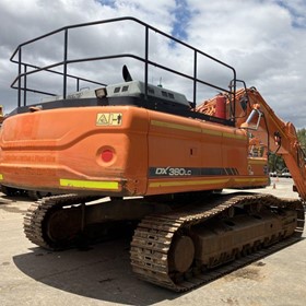 38-ton Excavator | DX380LC-3