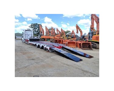Used Dropdeck Trailer | 2024 FWR TRI AXLE