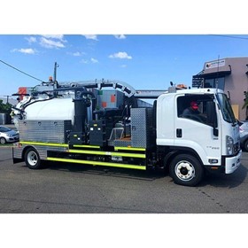 Vacuum Truck | 3000L - 1100 Adroit