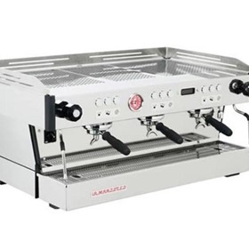 Coffee Machine | PB Linea AV 3 Group