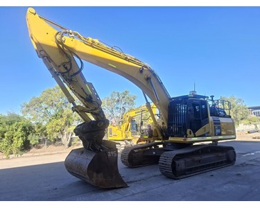 Komatsu - Used Excavator | 2018 Komatsu PC360LC-11