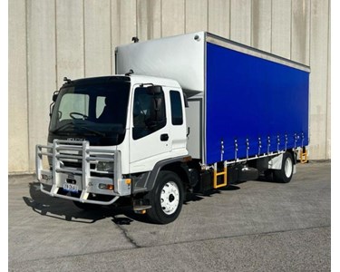 Isuzu - Used Curtainsider Truck | 2007 F Series FTR 900