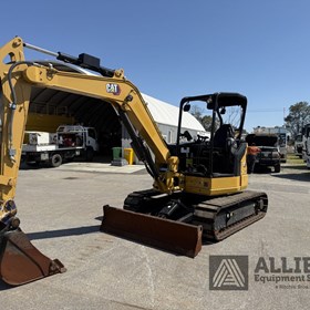 Used Mini Excavator | 2021 Caterpillar 305CR