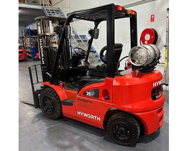 Hyworth - 2.5T Gas Forklift 4.5m lift Container Mast
