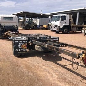 Used Cab Chassis Truck | 916 Long | 300 Series