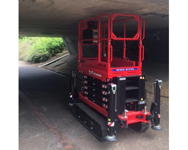 Athena - Compact Tracked Scissor Lift 850 HE | slopes up to 23° 