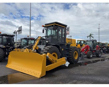 SDW24 18.2T Wheel Dozer with 239HP Engine