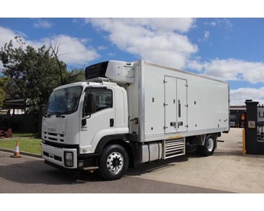 Isuzu - Used Refrigerated Truck | F Series FVD 1000