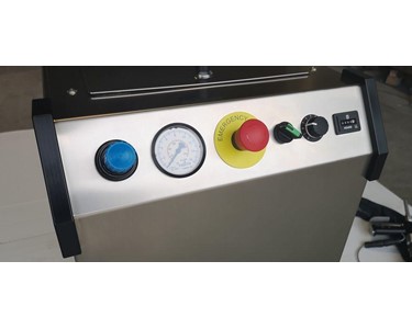 INTELblast/Polar Blasting Systems - Dry Ice Blaster | Intelblast IBL2500