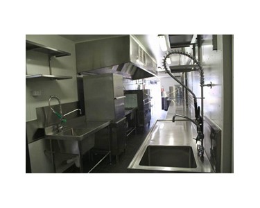 Mobile Kitchens -  Mobile Kitchen I Warewash Modules 12 Metre