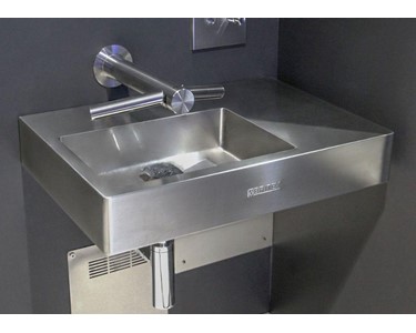 Britex - Accessible Bellagio Basin with Integrated Side Shelf