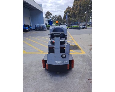Conquest - Fully Refurbished | Conquest SDS85 Ride On Floor Scrubber