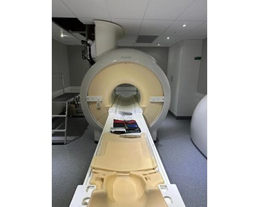 Philips - Ingenia 1.5T [MRI Scanner] {EX4587}