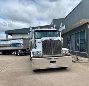 Used Tipper Truck | 4864FS2 Truck & 4-Axle Dog Trailer