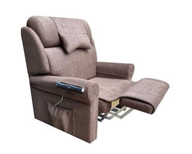 Ambassador - Bariatric Lift Chair | Premier A4 