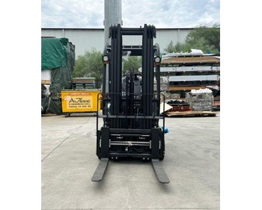 EP - Electric Power Forklift |  3-wheel | Tdl201 – 2 Ton 