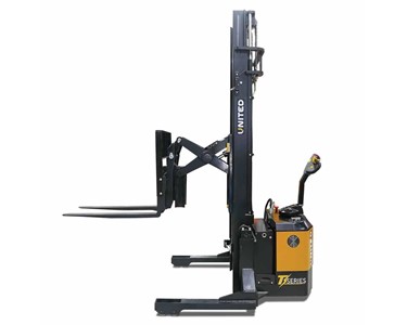United - Walkie Reach Stacker | 1.5T
