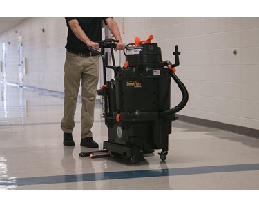 Kaivac Cleaning Systems - Animal Facility Wet Vacuum | OmniFlex™ | Pet Care & Supply