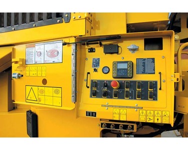 Vermeer - Tracked Horizontal Grinder | HG4000TX 