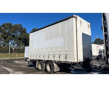 Krueger - Used Curtainside Trailer | 2015 PT-2-17 