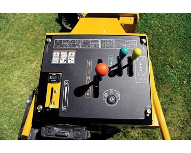Walk Behind Trencher 9.7 kw | RTX130 