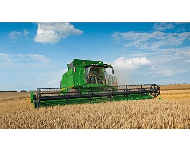 John Deere - John Deere Combine - Emmetts Staying Power