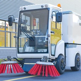 Fully Electric Articulated Washer | Street Sweeper