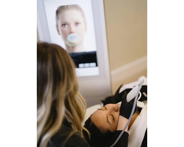 UltraVision - UltraVision™ RF Microneedling with AI Ultrasound