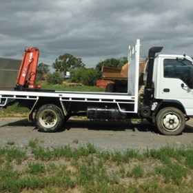 Used Crane Truck | NQR 450 Tray With Crane (D01091)