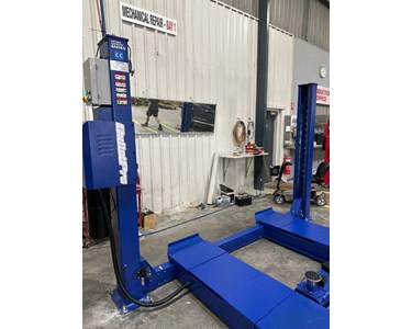 BulletPro - 4 Post Vehicle Hoist | BulletPro STD6764BD 6.4 ton lift